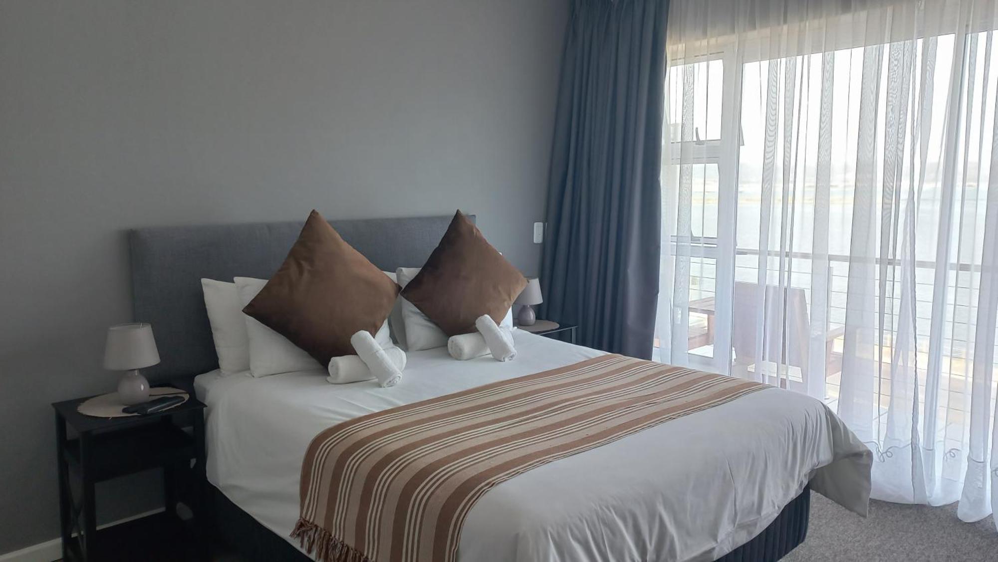 Phoenix Lodge And Waterside Accommodation Knysna Eksteriør bilde