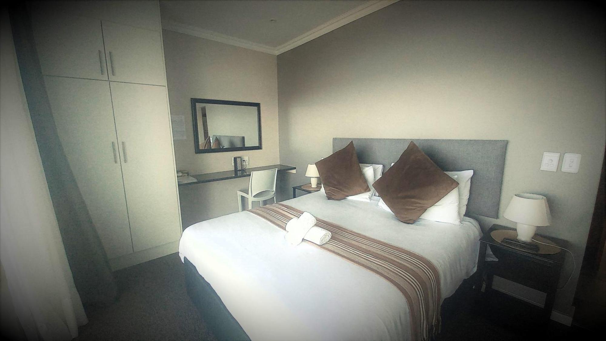 Phoenix Lodge And Waterside Accommodation Knysna Eksteriør bilde