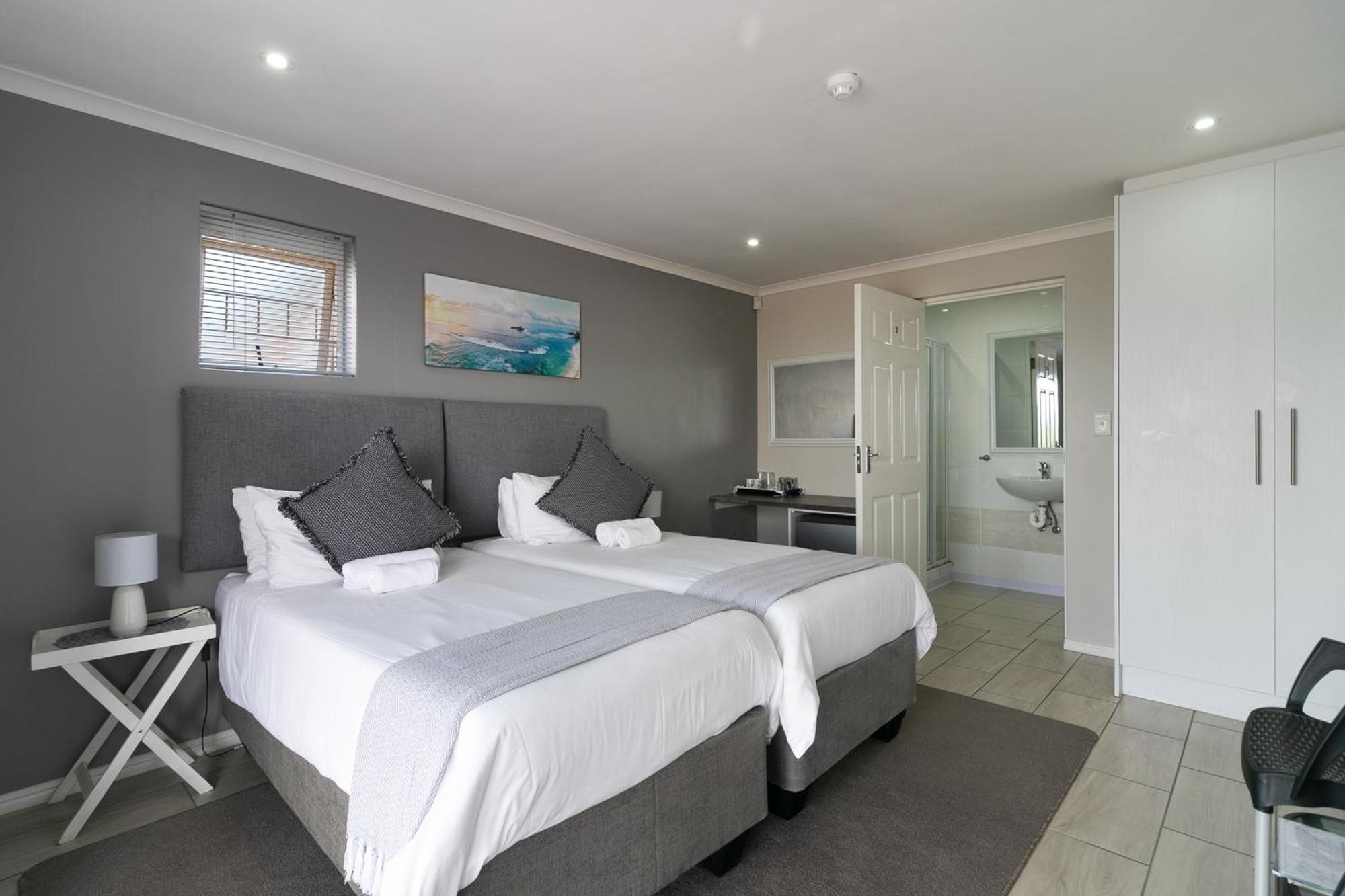 Phoenix Lodge And Waterside Accommodation Knysna Eksteriør bilde
